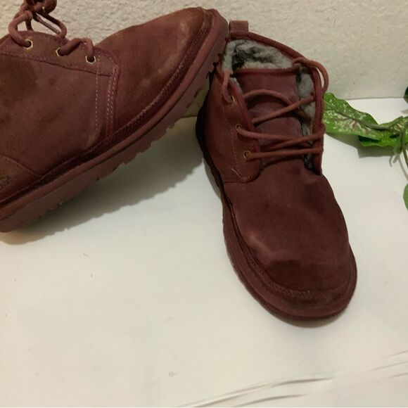 UGG Neumel 3236 Men\'s Burgundy Suede Cordovan Ankle Boots size 9/42 main image 10